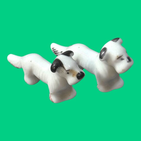 Vintage Japan Ceramic Dog Figurines 2.5" Long Set Of 2 Terrier Spaniel Mini - Picture 7 of 8